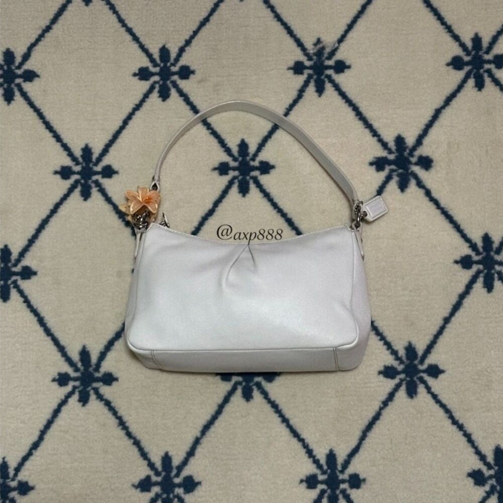 Coach Vintage Y2K Pleated Baguette Mini Hobo Purse Shoulder Bag - White